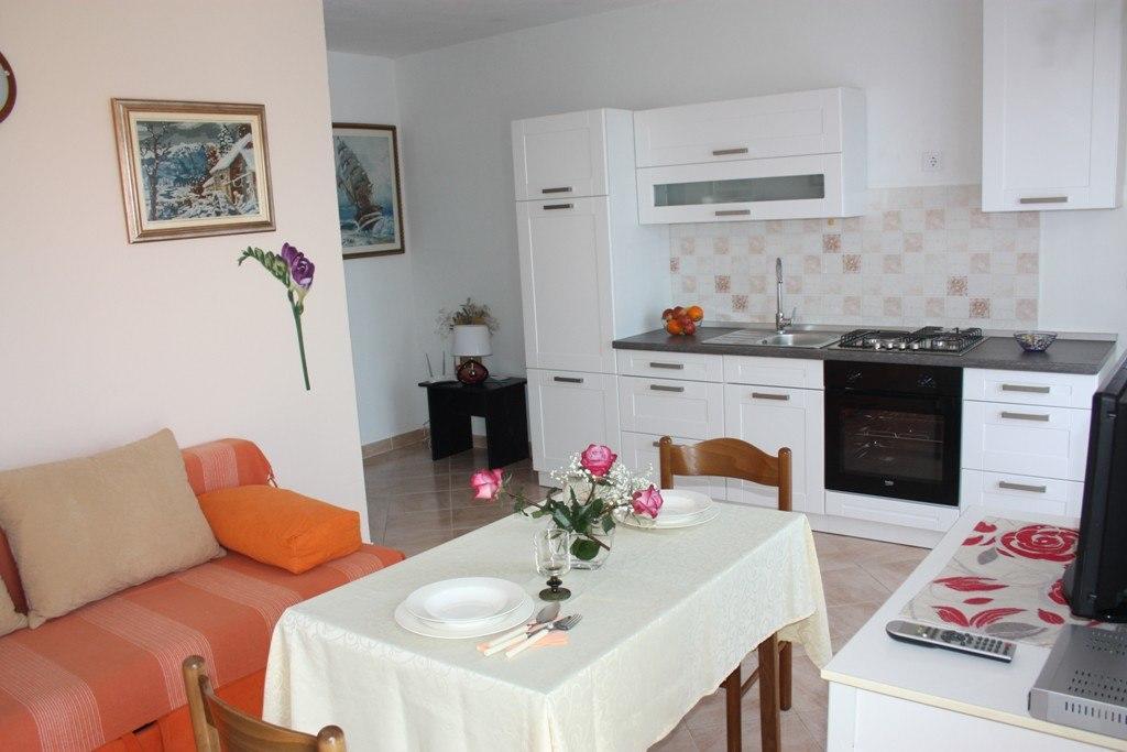 רוביני Lorena With Sea View מראה חיצוני תמונה